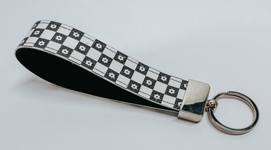 Daisy Checkered Keychain Wristlet